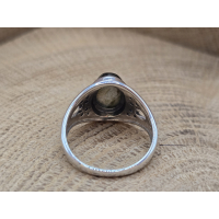 Echt zilveren ring met labradoriet. 